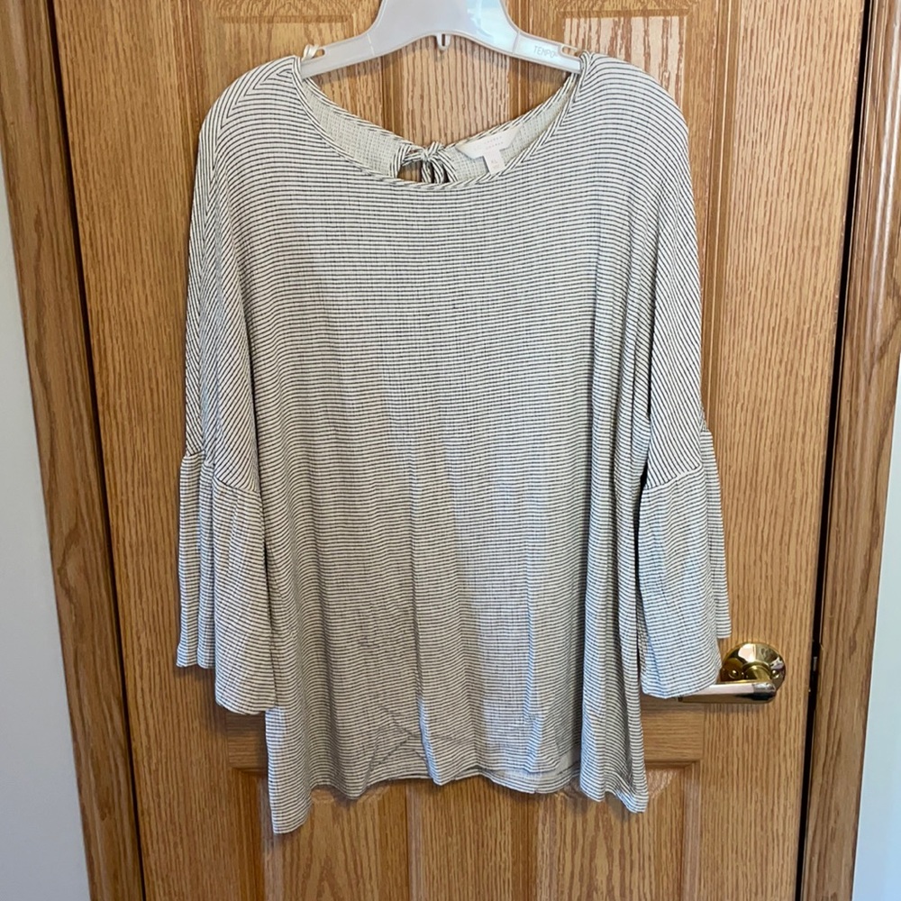 Ladies Bell sleeve shirt